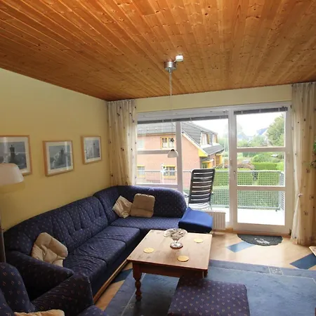 10 Apartment